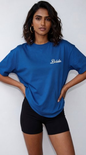 Delulu Heavyweight Tee